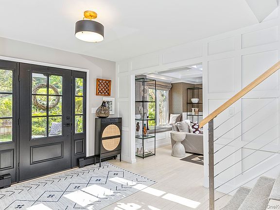 3rd image of 22 Stonehurst Lane