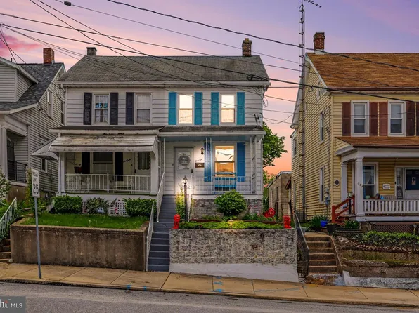 110 S Charles St, Red Lion, PA 17356