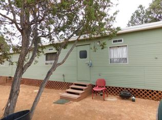 3409 Apache Dr, Overgaard, AZ 85933