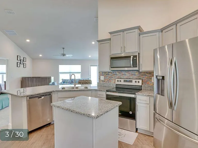 303 Shad Way — Photo 3
