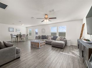 608 Vicksburg Dr, Van Alstyne, TX 75495