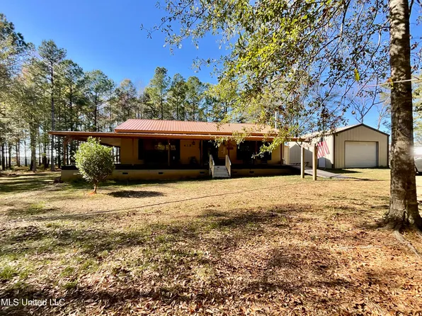 279 Highway 541, Mount Olive, MS 39119