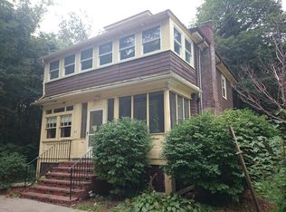 47 Woodbrier Rd, West Roxbury, MA 02132