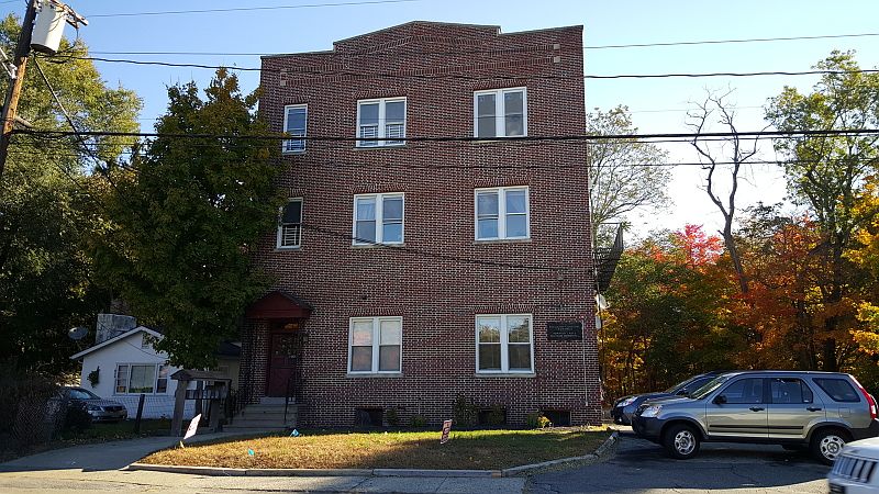 1st image of 817 Ringwood Ave #3