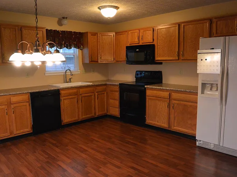 12935 Galloway Cir — Photo 4