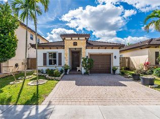 2434 NE 4th St, Homestead, FL 33033