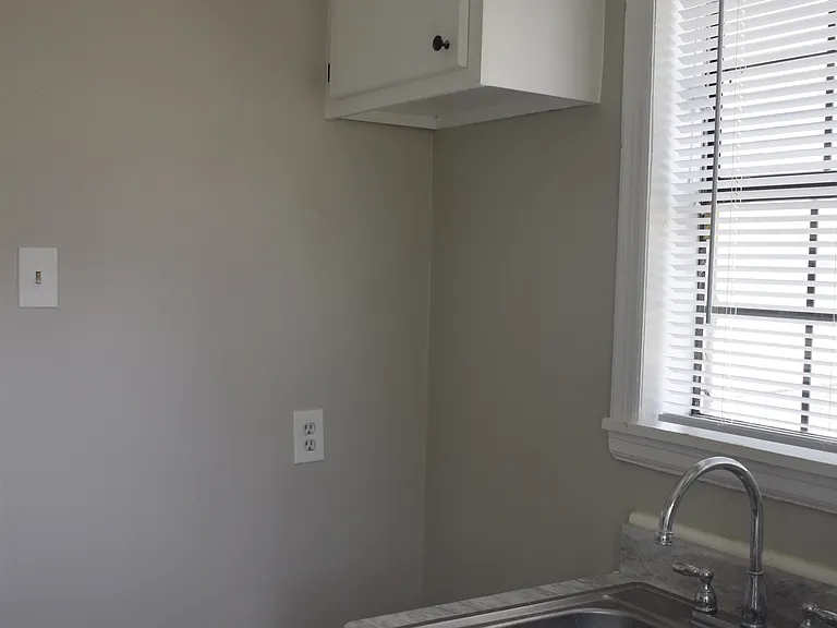 1166 W Lexington Cir — Photo 14