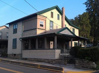 132 W Market St, Middleburg, PA 17842