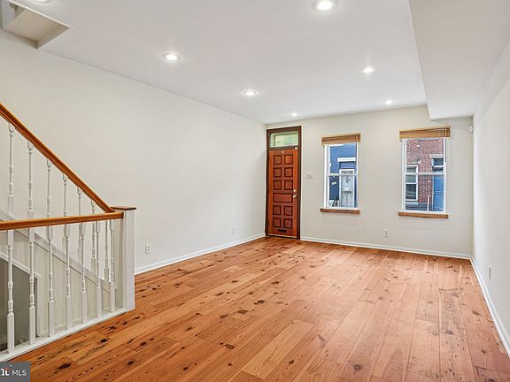 3rd image of 2023 S Dorrance St