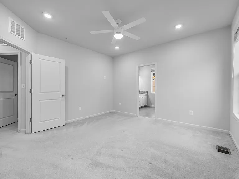 23290 Milltown Knoll Sq #118 — Photo 22