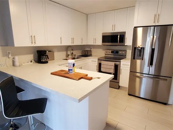 11540 SW 2nd St APT 101K, Sweetwater, FL 33174