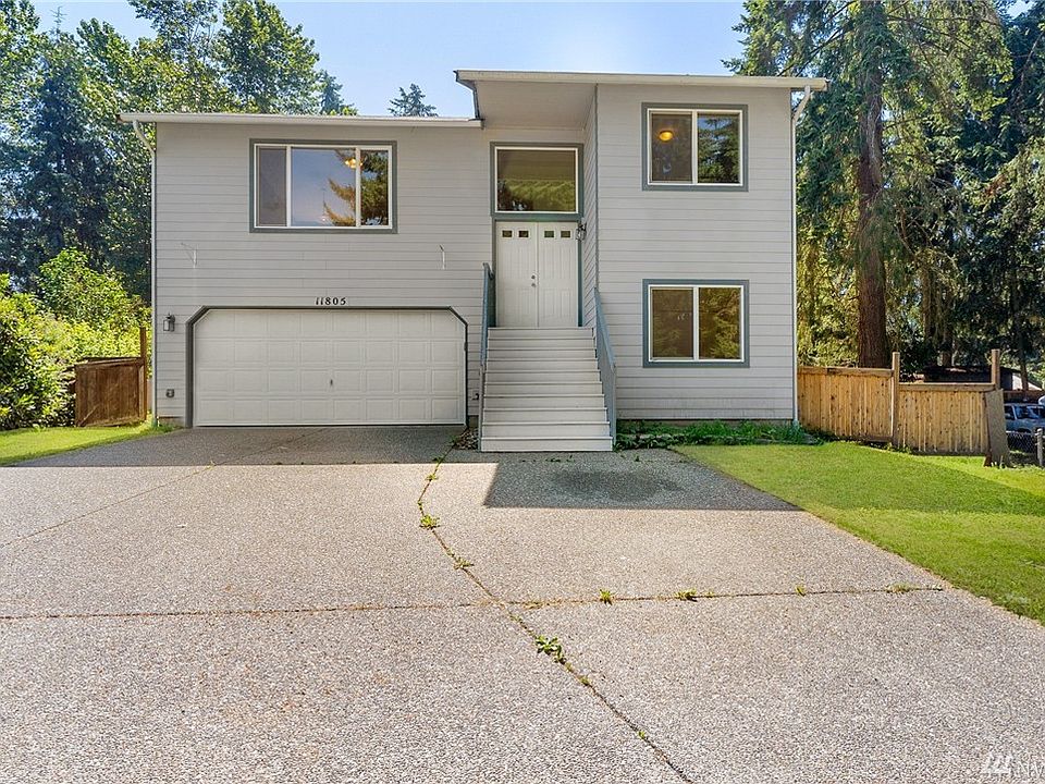 1st image of 11805 205th Ave E