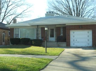 8614 Karlov Ave, Skokie, IL 60076