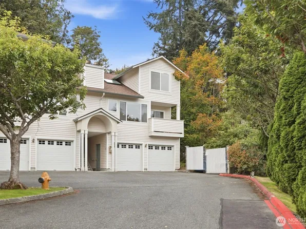 8828 238th Street SW #D, Edmonds, WA 98026