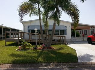 921 Periwinkle Cir, Barefoot Bay, FL 32976