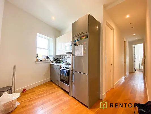 Rented by Rentopia | media 10