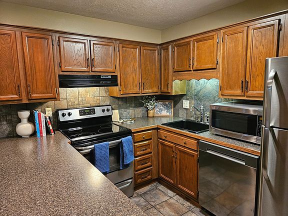 5th image of 893 Straight Creek Drive UNIT 302