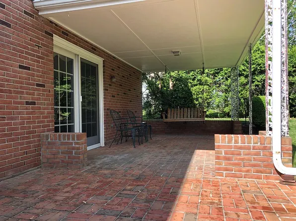 54 Sycamore Ln, Palmyra, PA 17078