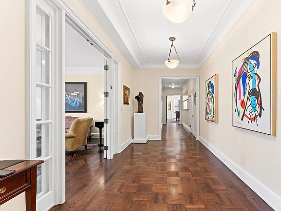 4th image of 270 W End Ave #8NE