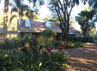 9002 59th Avenue Cir E, Bradenton, FL 34202