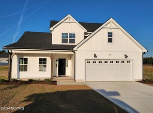 1032 Appaloosa Trl, Grimesland, NC 27837