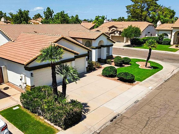 4th image of 1220 N CAYMAN Drive