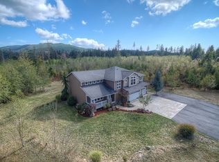 590 Fern Ln W, Bremerton, WA 98312