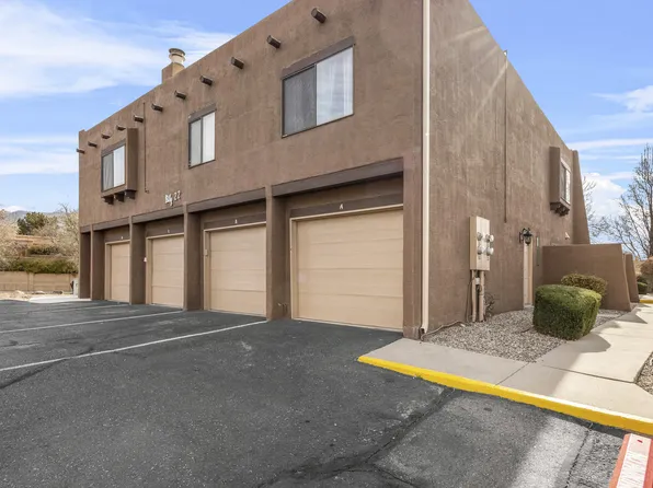 5801 Lowell St NE APT 22B, Albuquerque, NM 87111