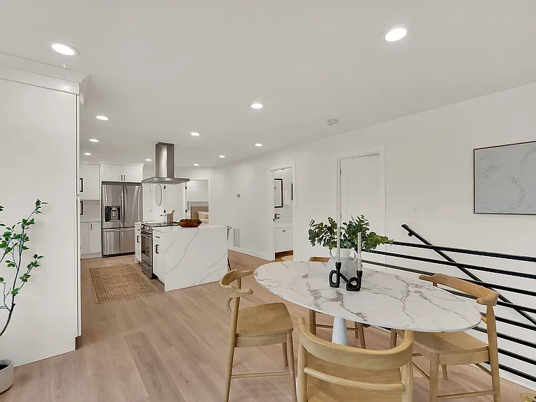 2311 E Delia Dr #R — Photo 16