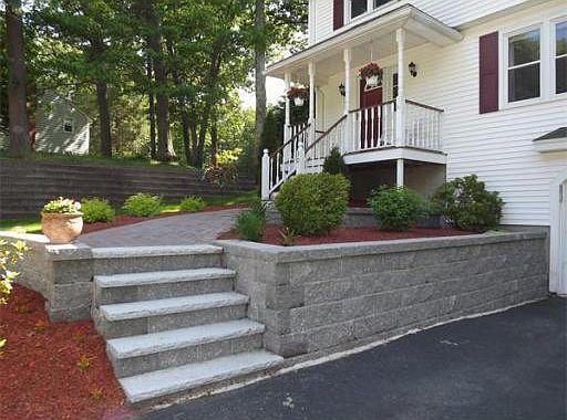 2nd image of 30 Bayberry Ln