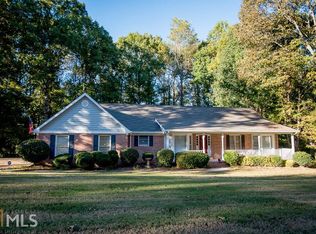 1040 Thornwood Cir, Covington, GA