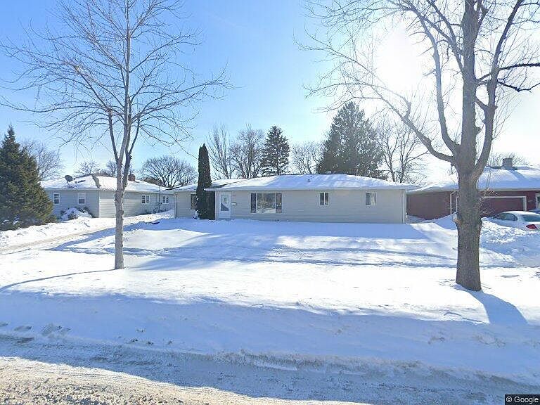 1st image of 1517 9th Ave S