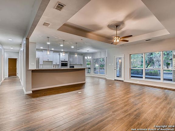 4th image of 20805 Woodland Cv