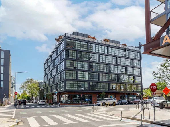 2030 8th St NW, Washington, DC