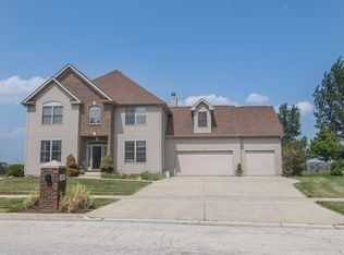 1253 Omega Circle Dr, Dekalb, IL 60115