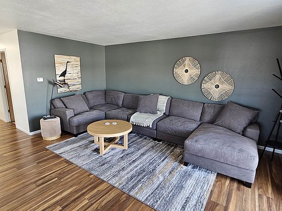 3rd image of 1652 Exchange St Unit 30