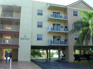 8240 SW 210 St 302 #302, Miami, FL 33189