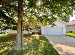 5782 S Pinehurst Ave, Springfield, MO 65810