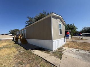 23 Colonial Dr, Hutchins, TX 75141