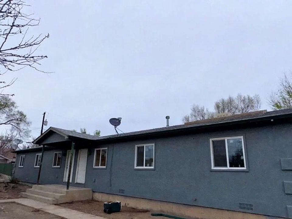 1st image of 1019 E River St #2