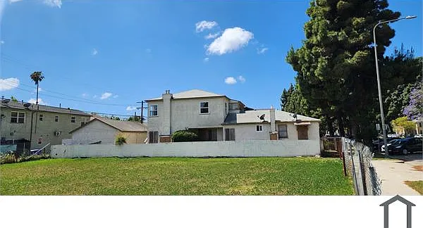 4076 Leimert Blvd — Photo 11
