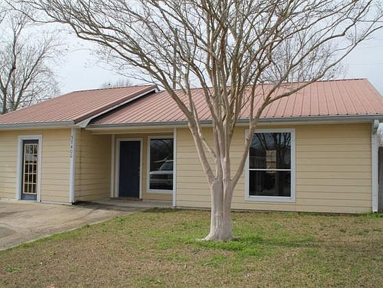 1st image of 37400 W Hillside Dr