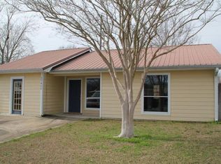 37400 W Hillside Dr, Prairieville, LA 70769
