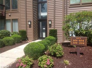 985 Canyon View Rd APT 101A, Northfield, OH 44067