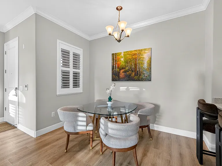 538 S Mathilda Ave #301 — Photo 24