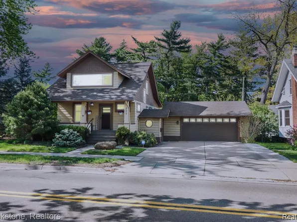 233 Gardenia Ave, Royal Oak, MI 48067
