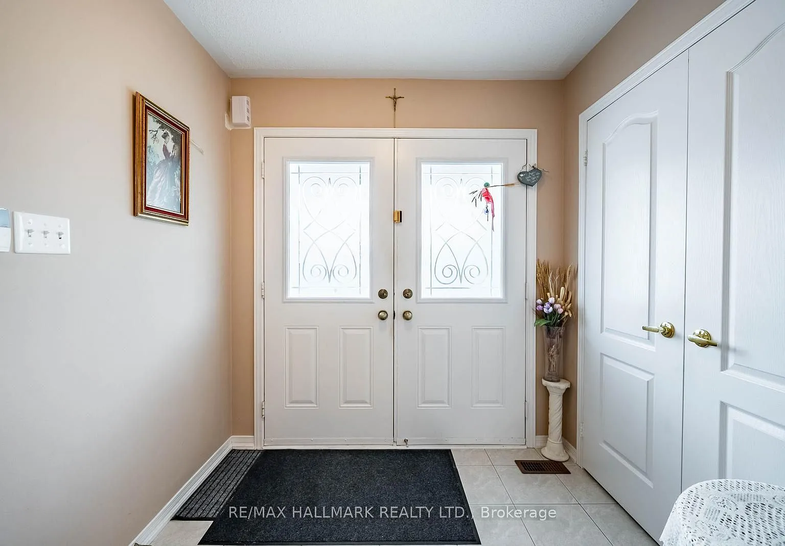 3 bed, $3,375 — Photo 3