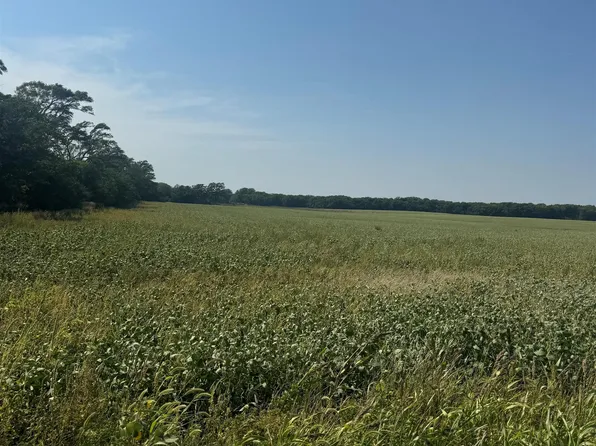 1075 Cloud Rd, Glasco, KS 67445