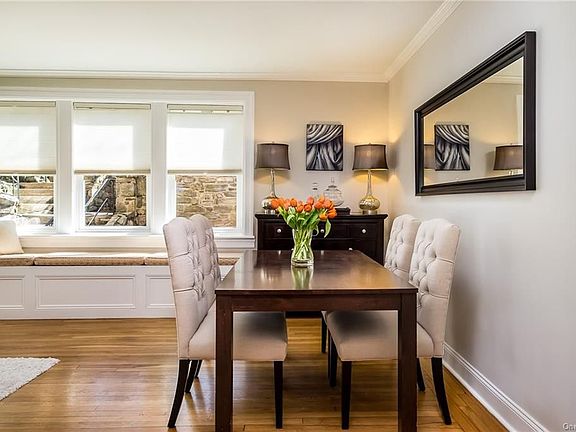 06 54 Sagamore Rd 1F Bronxville Full Res.jpg