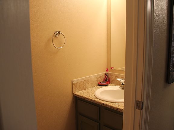 5th image of 1213 E 570 N